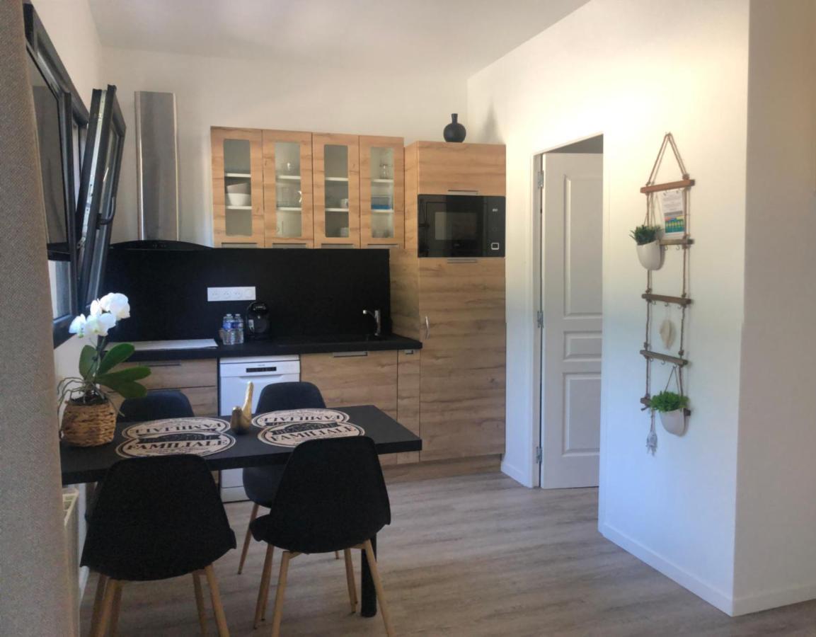 Charmante Maisonnette Avec Terrasse A 100M De La Plage Langrune-sur-Mer Exteriör bild